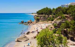 Коста Дорада в июле: золотое время для пляжного отдыха