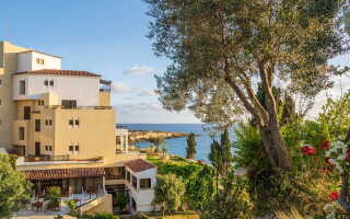 Пафос в июле: добро пожаловать на море!