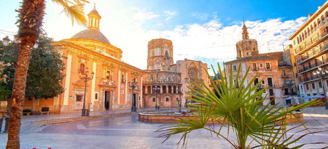 Валенсия в июле: летняя феерия в Испании