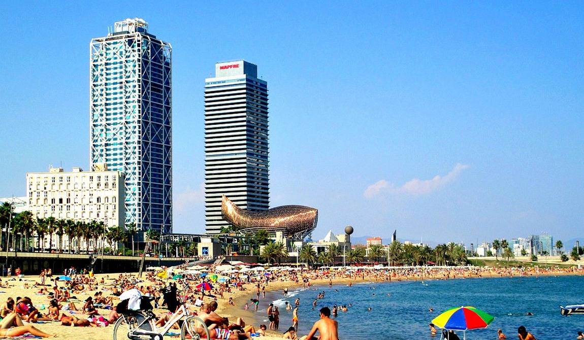 барселона в июне: ваш безупречный отдых фото 2