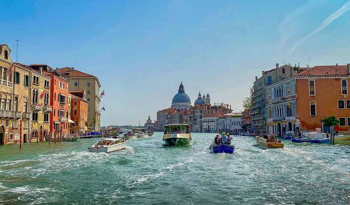 Прогулка по Гранд-каналу с детьми