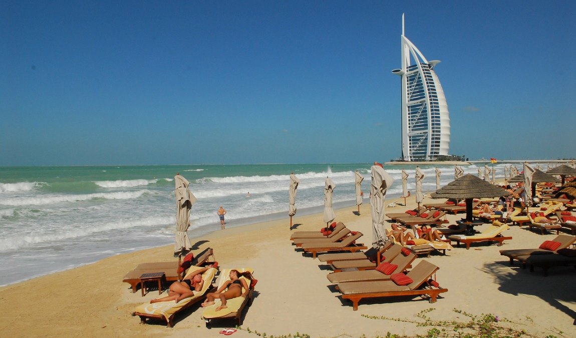 Пляжный отдых в Дубае в июне