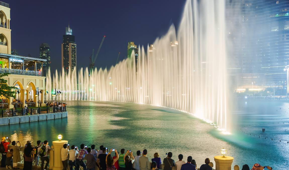 Экскурсионный отдых в Дубае: поющие музыкальные фонтаны