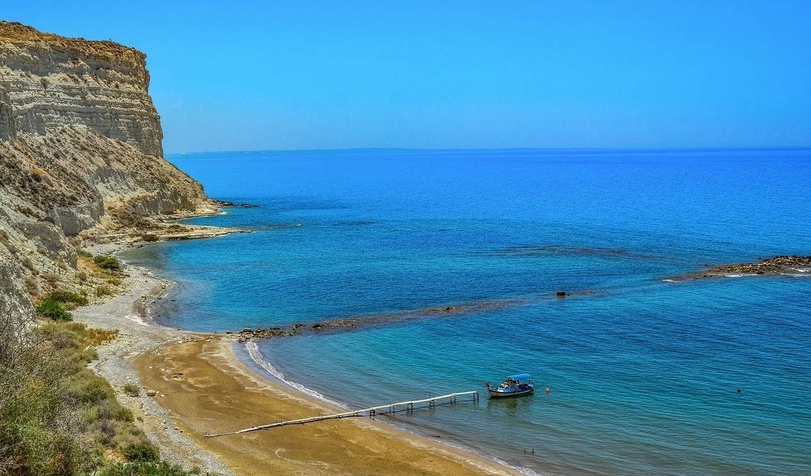 Кипр в апреле: отдых и погода на Кипре