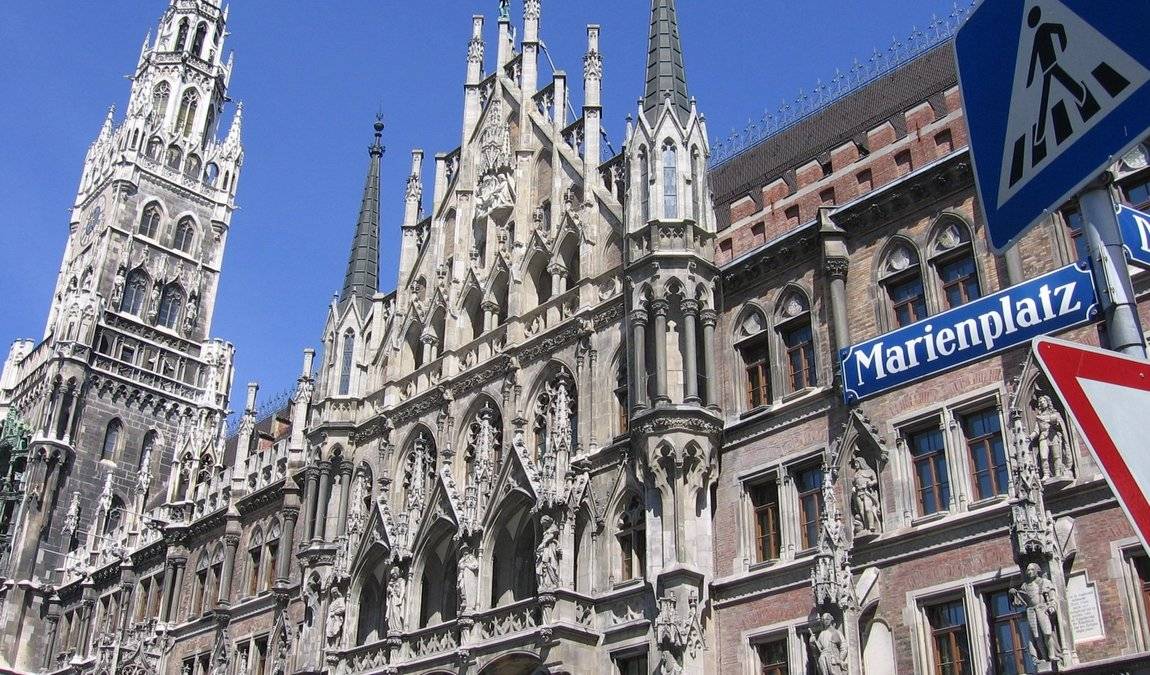 Экскурсионный отдых в Мюнхене: Мариенплац