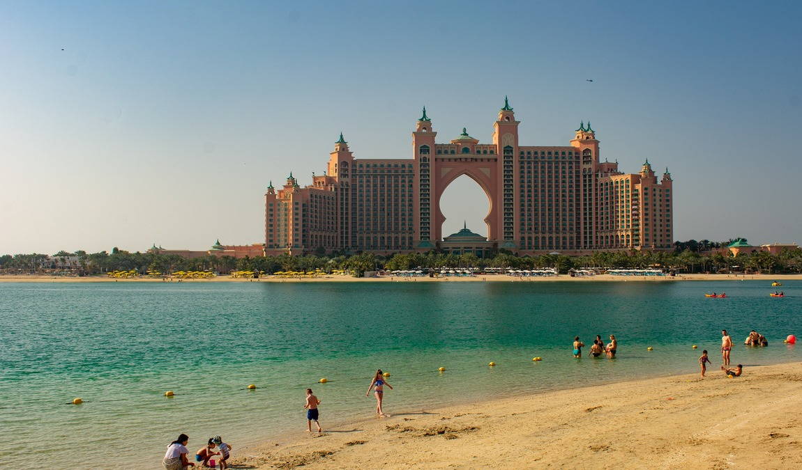 Можно ли купаться в ОАЭ в сентябре