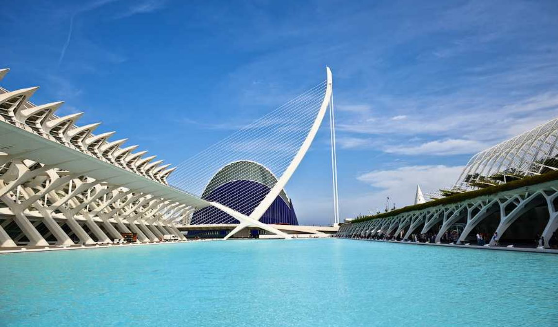 Экскурсионный отдых в Валенсии в июле: Город искусств и науки