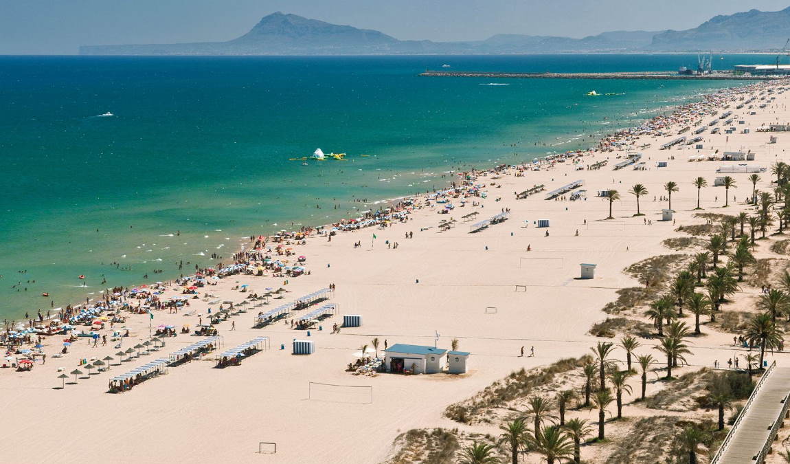 Пляжный отдых в Валенсии в июне