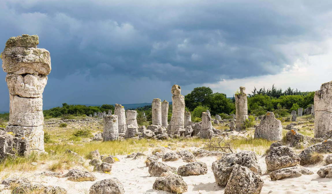 Экскурсионный отдых в Варне в сентябре: каменный лес