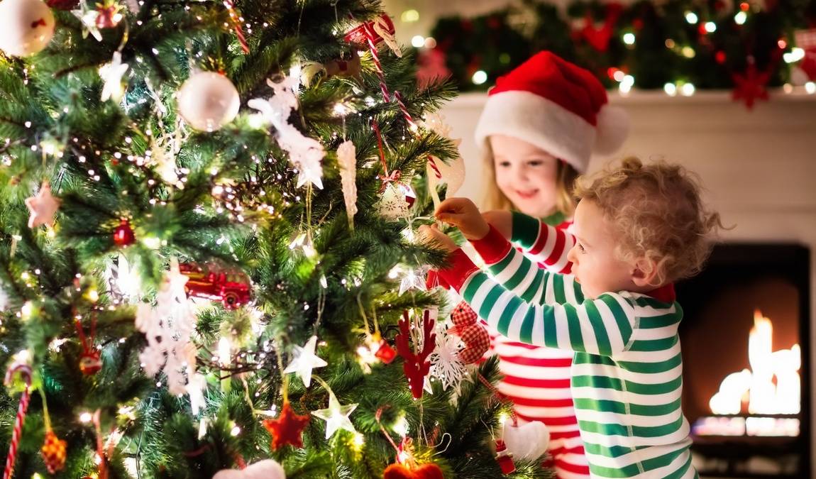 Новогодние игры для детей 3 лет